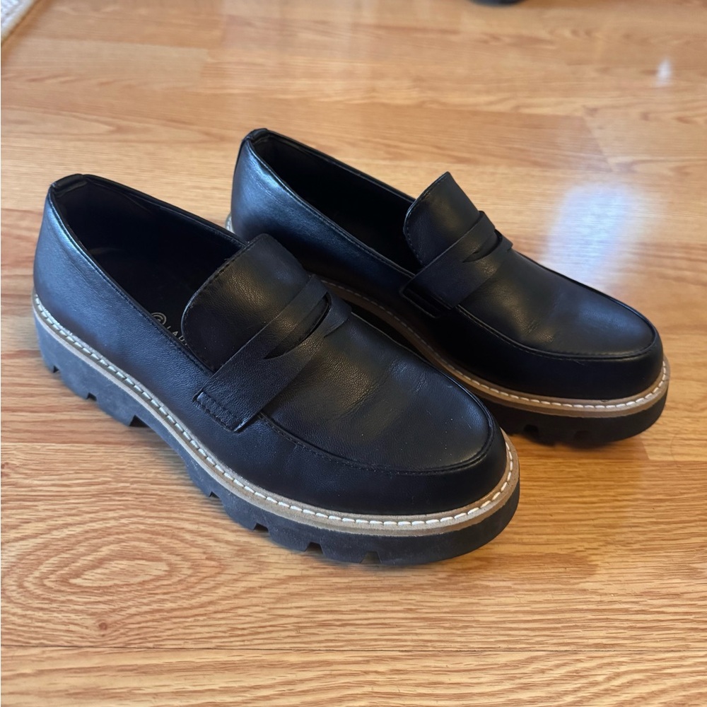 Chinese Laundry Playback Loafer, size 8